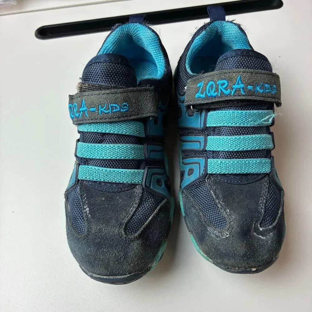 Zora Kids Athletic Sneakers Boys Sz 1 Blue Air Cushion Technology Grippy Comfort